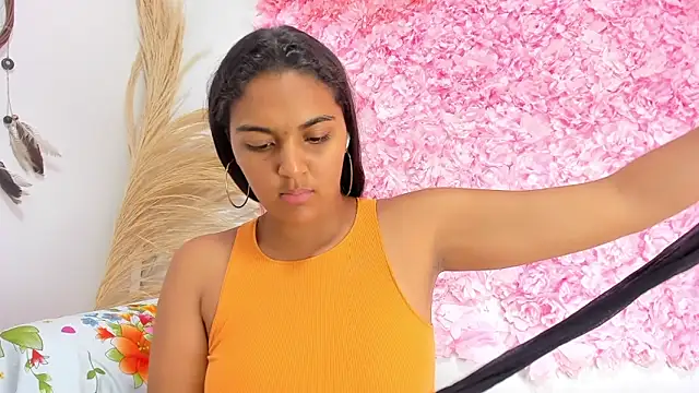 Melodymoore  online show from February 18, 1:16 am