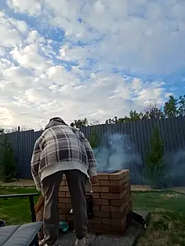 Snapshot of zoeylarkens chatting on October 5, 2:33 pm zoeylarkens online show from October 5, 2:33 pm