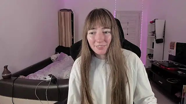 Snapshot of bekkawell chatting on September 13, 7:33 pm bekkawell online show from September 13, 7:33 pm