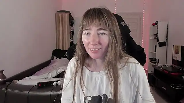 Snapshot of bekkawell chatting on September 10, 3:23 pm bekkawell online show from September 10, 3:23 pm