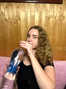 Snapshot of nemesidaM chatting on October 23, 11:16 am nemesidaM online show from October 23, 11:16 am