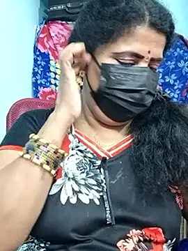 Snapshot of abinaya26 chatting on October 3, 8:03 pm abinaya26 online show from October 3, 8:03 pm