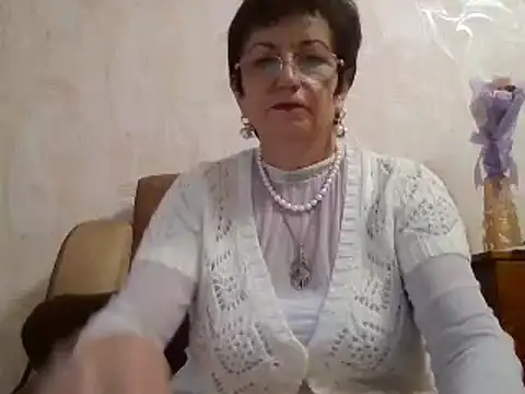 Snapshot of Lota5821 chatting on October 24, 6:09 am Lota5821 online show from October 24, 6:09 am