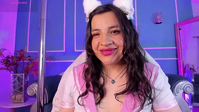 TaraTaylorr online show from September 28, 3:13 am