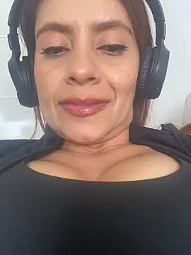 Dhalila milf online show from September 18, 5:44 pm