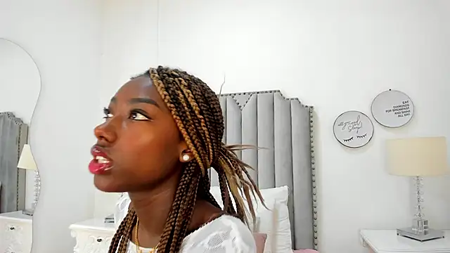 Snapshot of SamantaMarquez chatting on October 2, 8:03 pm SamantaMarquez online show from October 2, 8:03 pm