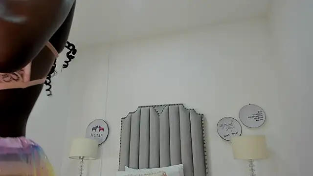 Snapshot of SamantaMarquez chatting on October 13, 7:49 pm SamantaMarquez online show from October 13, 7:49 pm