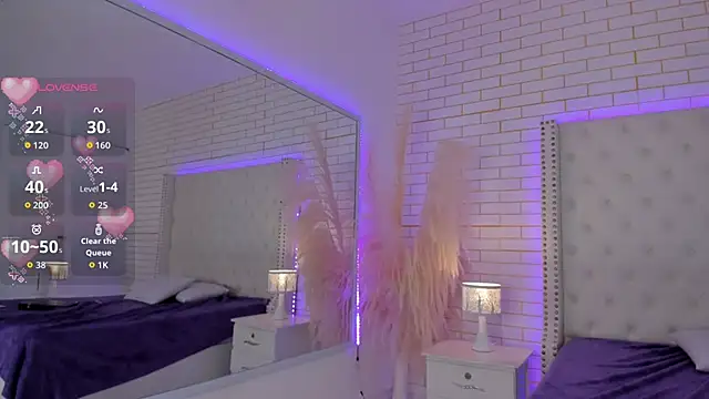 Snapshot of Emilly_wilson_ chatting on September 23, 12:14 pm Emilly wilson online show from September 23, 12:14 pm