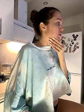 Beverly Hilll online show from November 19, 1:00 pm