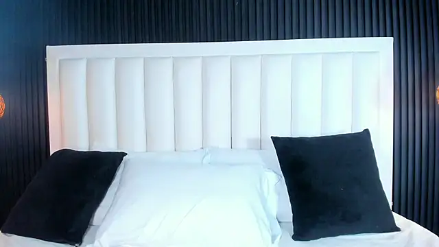 MeganFoxterr online show from September 18, 5:33 pm