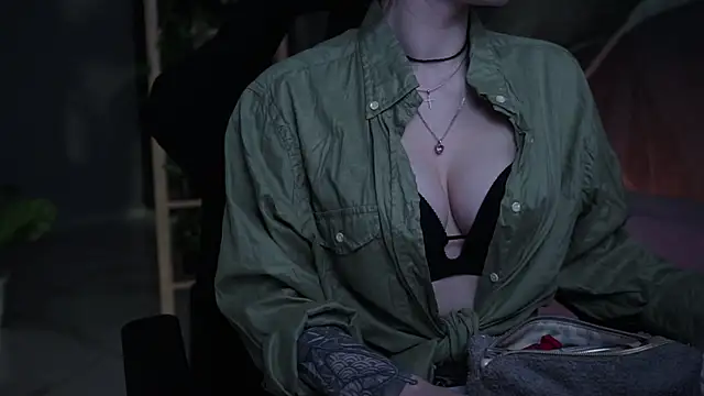 OliviaMcClean online show from November 23, 5:54 am