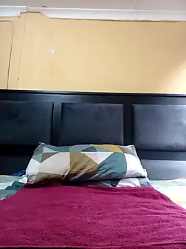 JuicyMilkyTizzy online show from February 13, 9:22 am