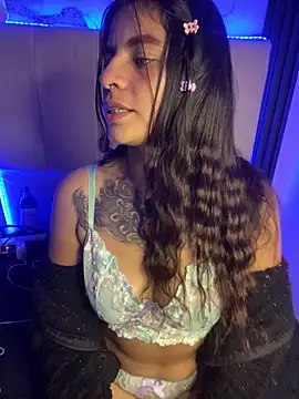 Snapshot of sofia_23x chatting on September 10, 7:47 pm sofia 23x online show from September 10, 7:47 pm