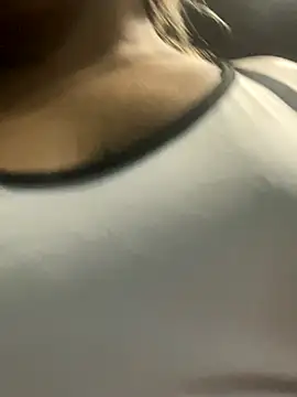 Snapshot of lunaxxx_IAN11 chatting on October 18, 12:46 am lunaxxx IAN11 online show from October 18, 12:46 am