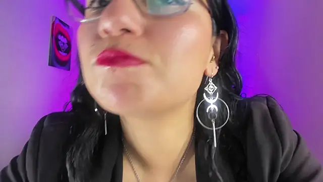 Snapshot of tamara_rouse1 chatting on October 12, 4:59 am tamara rouse1 online show from October 12, 4:59 am