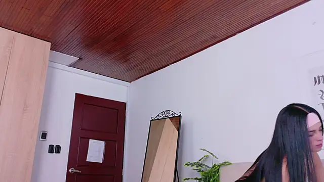 SaritaBratz online show from October 17, 8:34 pm