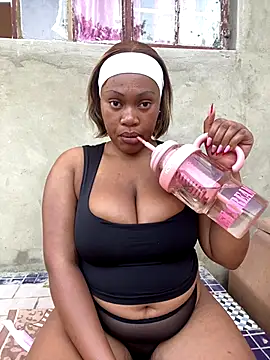 Snapshot of CuteSexyBoobz chatting on September 18, 3:10 pm CuteSexyBoobz online show from September 18, 3:10 pm