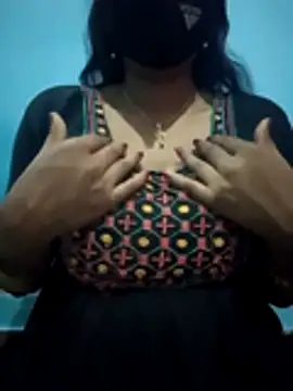 Sexyradha  online show from February 26, 4:50 pm