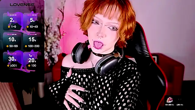 NicoleFlloret online show from September 29, 8:25 pm