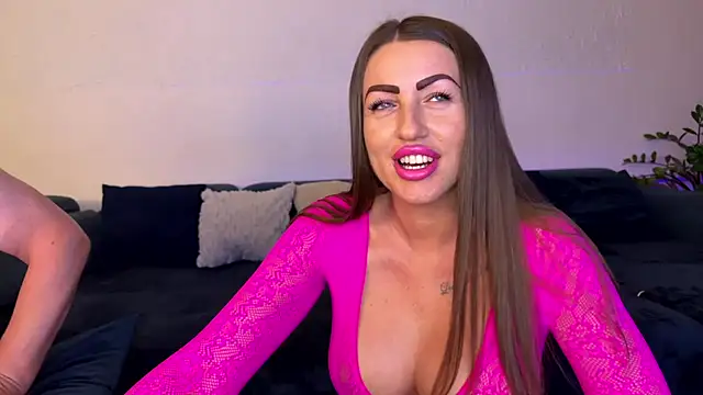 Milf Andy online show from July 25, 9:44 pm