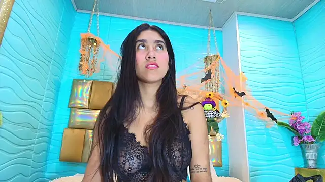 Snapshot of Mia_Montess chatting on October 22, 12:32 pm Mia Montess online show from October 22, 12:32 pm