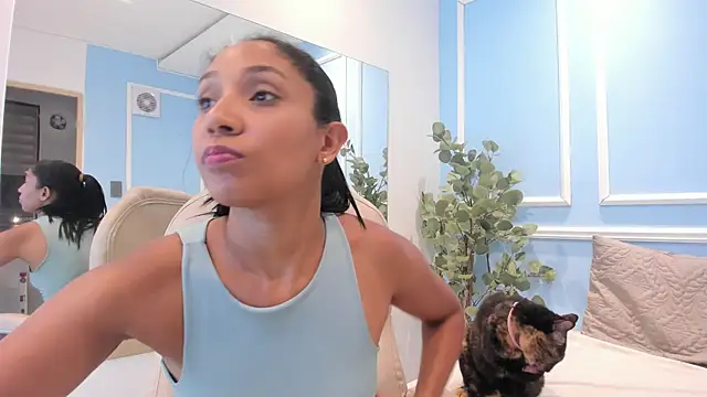 Snapshot of Lucy_Canel chatting on October 26, 7:42 pm Lucy Canel online show from October 26, 7:42 pm