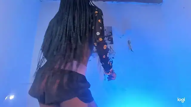 Aprillebony online show from October 27, 8:25 pm