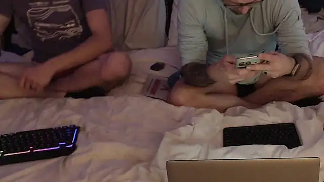 weknowourworth6999 online show from October 10, 10:03 pm