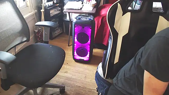 weknowourworth6999 online show from September 29, 4:34 pm