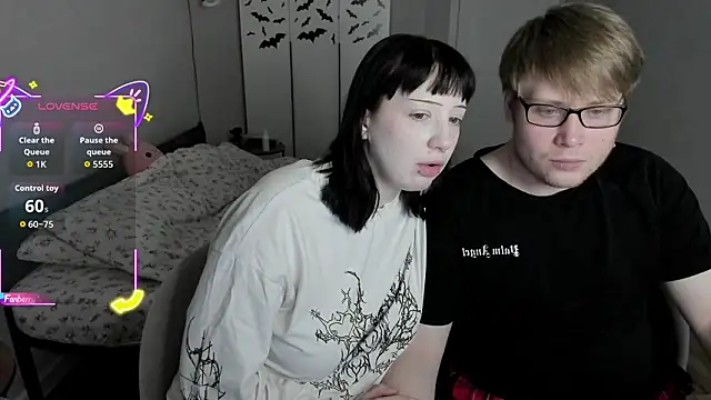 JayMollyy online show from February 3, 5:50 pm