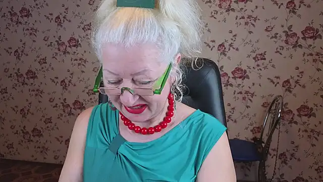 Maya Mayflower online show from November 22, 4:04 am