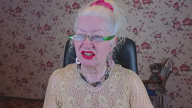 Maya Mayflower online show from April 9, 3:09 am