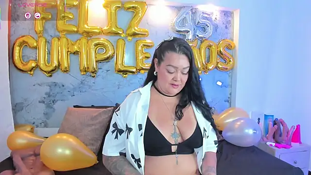 Snapshot of violeta_delavega1 chatting on September 20, 4:44 am violeta delavega1 online show from September 20, 4:44 am