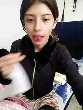 KratosAfroditacs online show from December 14, 1:11 am