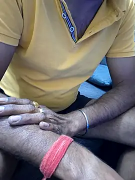 Sexy bhabhi ruhi online show from October 14, 1:30 am