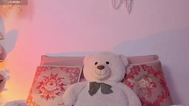 julieta cooper20 online show from October 8, 4:06 am