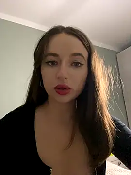 AlisaQSky online show from October 12, 3:14 pm