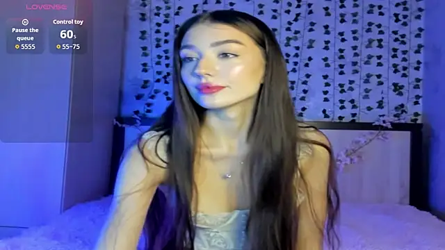 MelissaMillton online show from October 3, 8:03 pm