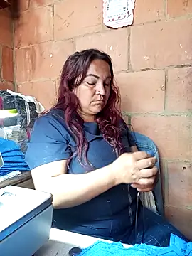 isis milove online show from March 11, 1:25 pm