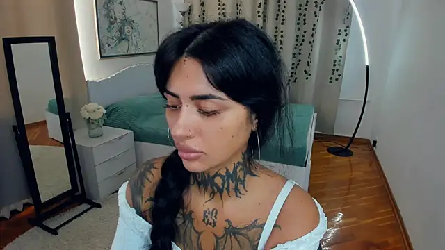 CharimgSabrina online show from September 22, 7:07 am