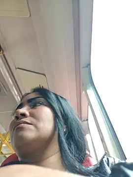 Ariana Rodriguez online show from April 1, 2:03 pm