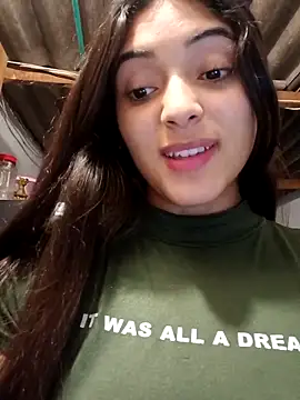 Snapshot of Valen_Person chatting on October 2, 10:26 pm Valen Person online show from October 2, 10:26 pm