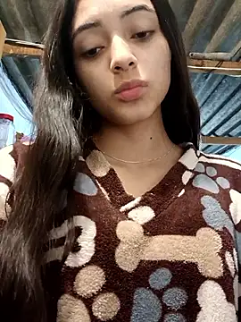 Snapshot of Valen_Person chatting on October 4, 9:37 am Valen Person online show from October 4, 9:37 am