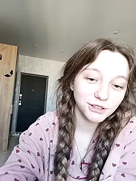 Snapshot of Bonechka chatting on October 27, 7:59 am Bonechka online show from October 27, 7:59 am