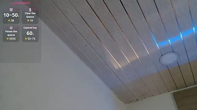 Snapshot of Cristal_Velle chatting on September 22, 12:36 pm Cristal Velle online show from September 22, 12:36 pm