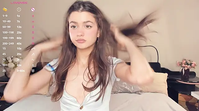 CathrynCovil online show from April 3, 2:26 pm