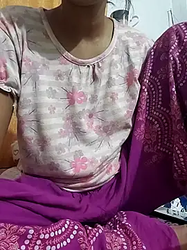 sexy-trisha1 online show from October 21, 5:06 pm