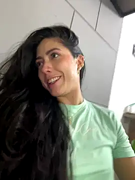 isabella winkler online show from December 22, 3:59 pm