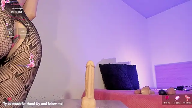 Snapshot of Amorkiss_ chatting on September 21, 3:38 am Amorkiss online show from September 21, 3:38 am