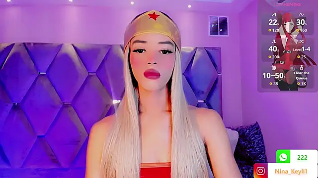 Snapshot of Nina_Keyli chatting on October 11, 7:49 pm Nina Keyli online show from October 11, 7:49 pm